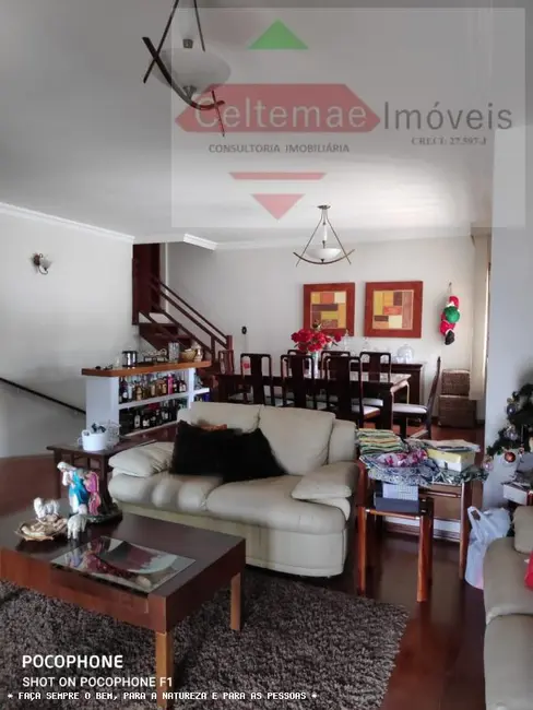 Foto 5 de Casa de Condomínio com 3 quartos à venda, 250m2 em Tremembe - SP