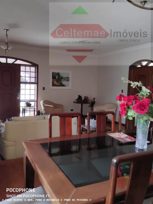 Foto 9 de Casa de Condomínio com 3 quartos à venda, 250m2 em Tremembe - SP