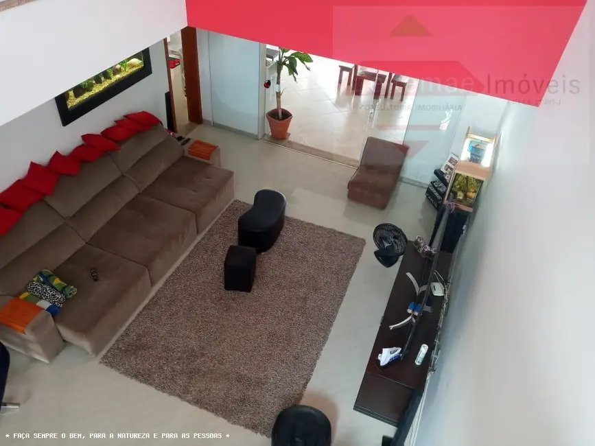 Foto 1 de Casa de Condomínio com 4 quartos à venda, 270m2 em Tremembe - SP