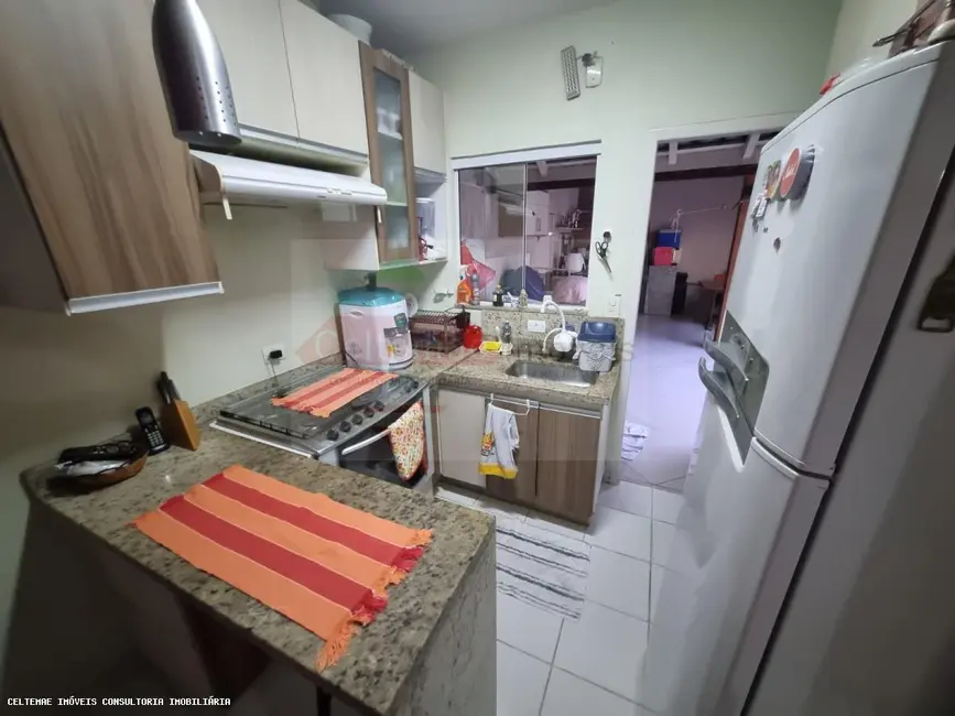 Foto 5 de Casa de Condomínio com 3 quartos à venda, 110m2 em Taubate - SP