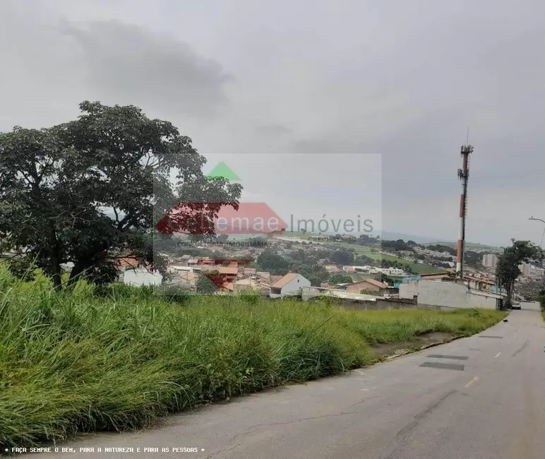 Foto 1 de Terreno / Lote à venda em Taubate - SP