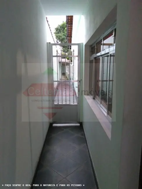 Foto 3 de Casa com 3 quartos à venda, 218m2 em Taubate - SP