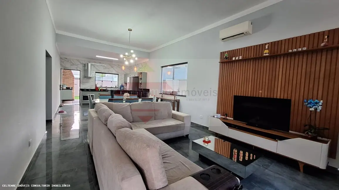 Casa de Condomínio com 2 quartos à venda, 136m2 em Taubate - SP - imagem 2 Foto 2 de Casa de Condomínio com 2 quartos à venda, 136m2 em Taubate - SP