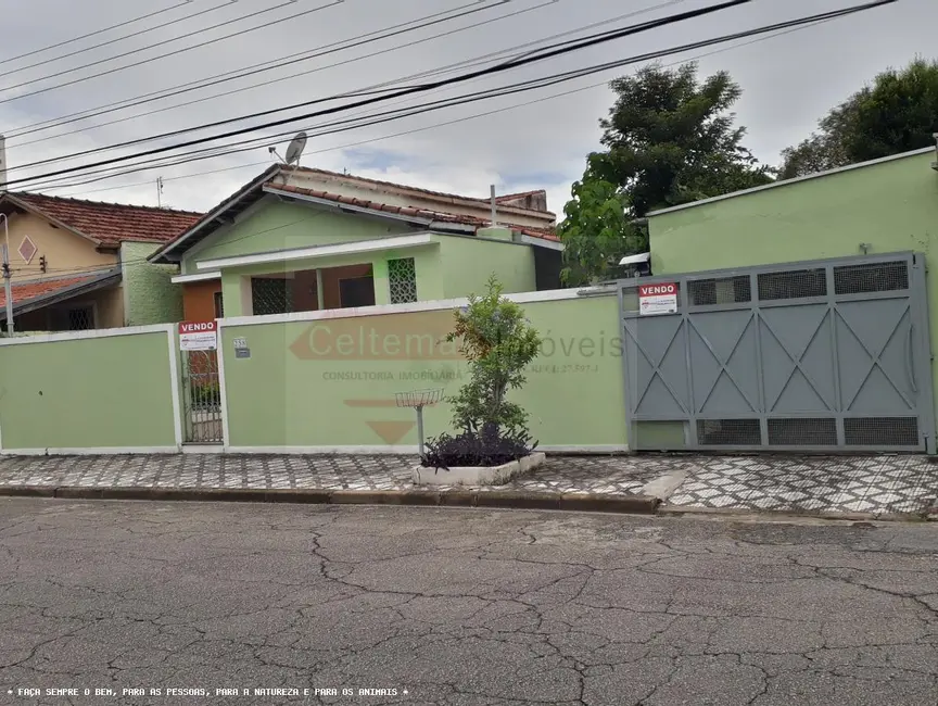 Foto 2 de Casa com 4 quartos à venda, 200m2 em Taubate - SP