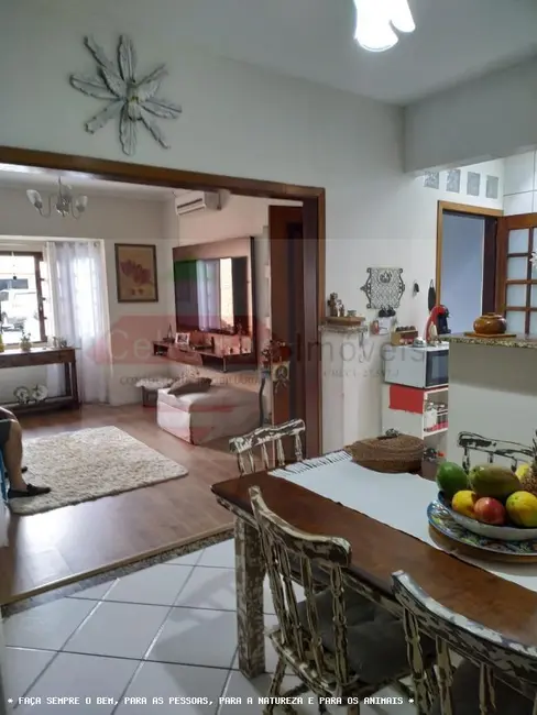 Foto 1 de Casa de Condomínio com 4 quartos à venda, 220m2 em Taubate - SP