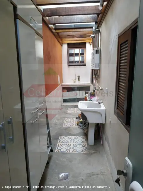 Foto 5 de Casa de Condomínio com 4 quartos à venda, 220m2 em Taubate - SP