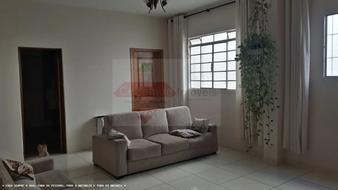 Foto 5 de Casa com 3 quartos à venda, 204m2 em Taubate - SP