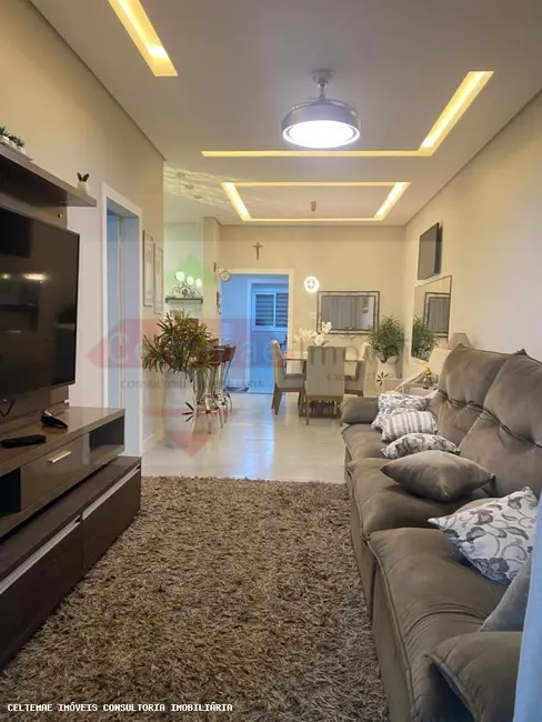 Foto 3 de Casa com 3 quartos à venda, 135m2 em Taubate - SP