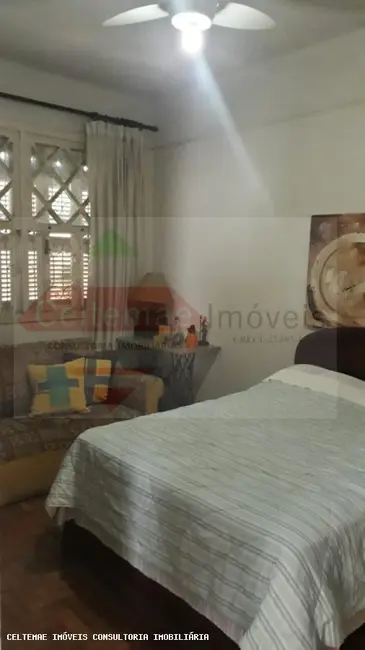 Foto 4 de Casa com 4 quartos à venda, 176m2 em Taubate - SP