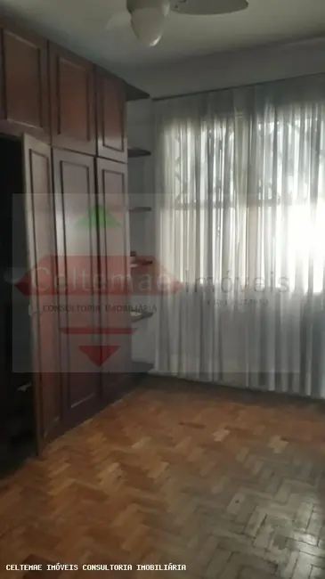 Foto 5 de Casa com 4 quartos à venda, 176m2 em Taubate - SP