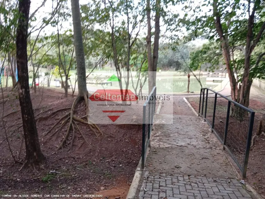 Foto 4 de Terreno / Lote à venda em Taubate - SP