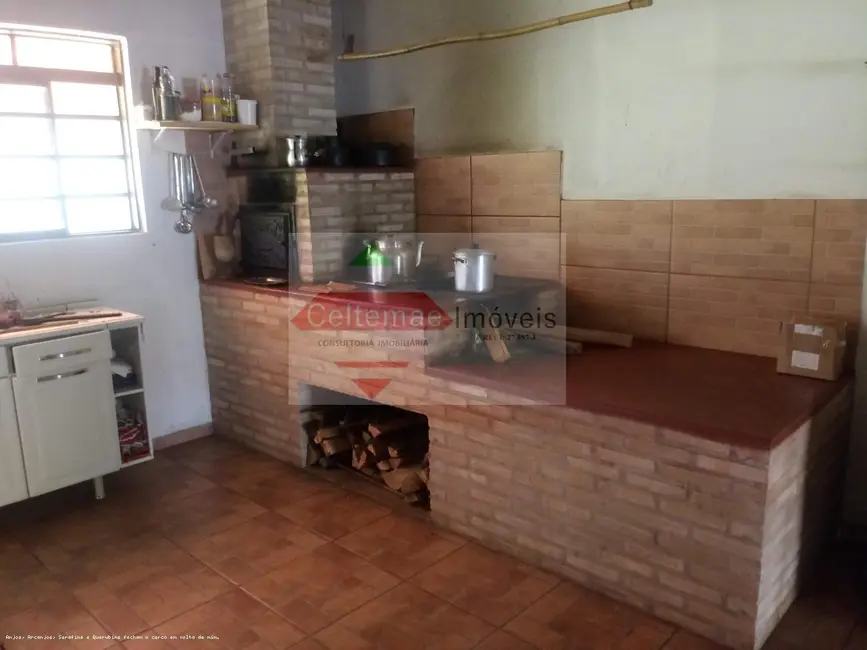 Sítio / Rancho com 4 quartos à venda, 384m2 em Taubate - SP - imagem 6 Foto 6 de Sítio / Rancho com 4 quartos à venda, 384m2 em Taubate - SP