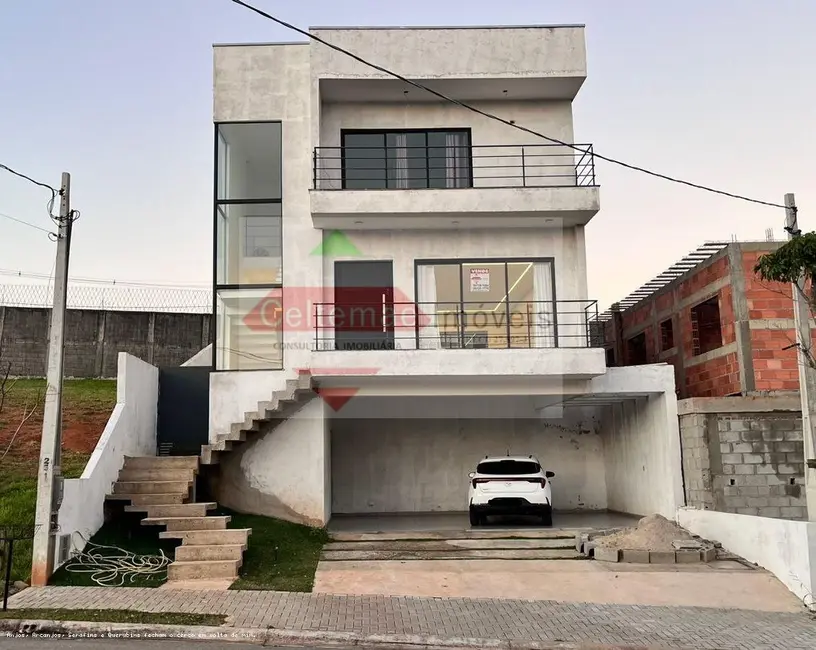 Foto 1 de Casa de Condomínio com 3 quartos à venda, 215m2 em Taubate - SP