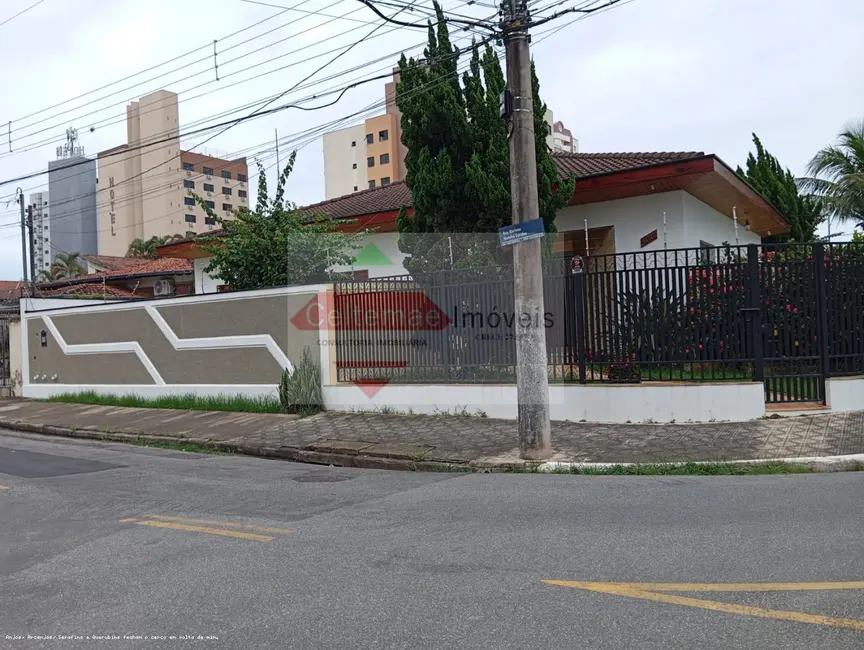 Foto 2 de Loja com 4 quartos para alugar, 250m2 em Taubate - SP