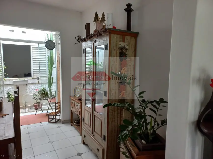 Foto 6 de Casa com 4 quartos à venda, 201m2 em Taubate - SP