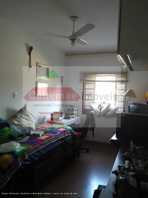 Foto 6 de Casa com 4 quartos à venda, 216m2 em Taubate - SP
