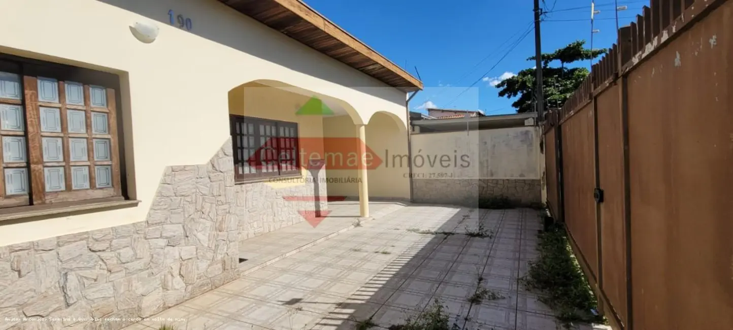 Foto 2 de Casa com 4 quartos à venda, 145m2 em Taubate - SP