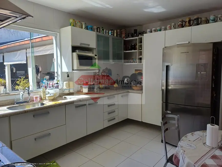 Foto 9 de Casa de Condomínio com 4 quartos à venda, 316m2 em Taubate - SP