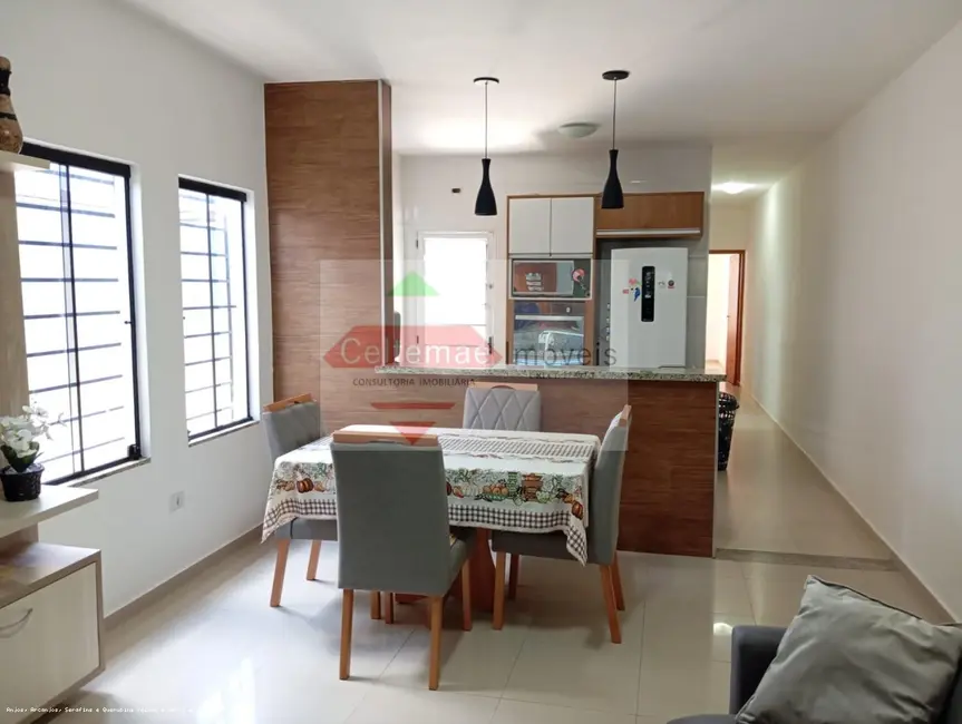 Foto 3 de Casa com 2 quartos à venda, 71m2 em Taubate - SP