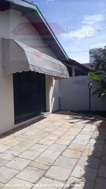 Foto 4 de Casa com 3 quartos à venda, 300m2 em Taubate - SP