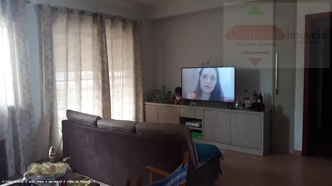 Foto 5 de Casa com 2 quartos à venda, 199m2 em Taubate - SP