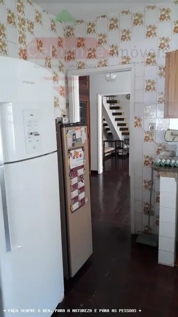 Foto 7 de Casa com 5 quartos à venda, 300m2 em Taubate - SP