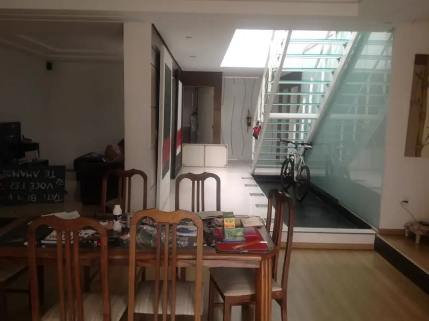 Foto 2 de Casa com 4 quartos à venda, 514m2 em Taubate - SP