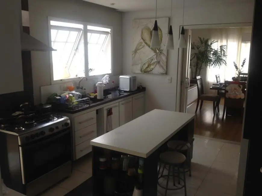 Foto 4 de Casa com 4 quartos à venda, 514m2 em Taubate - SP