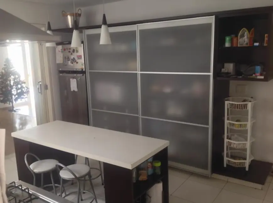 Foto 3 de Casa com 4 quartos à venda, 514m2 em Taubate - SP