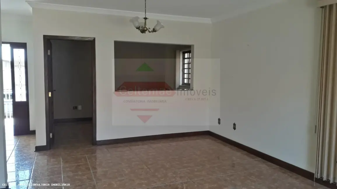 Foto 4 de Casa com 5 quartos à venda, 260m2 em Taubate - SP