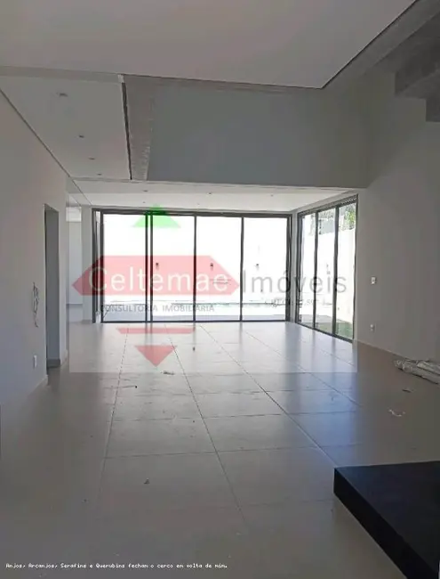 Foto 3 de Casa de Condomínio à venda, 277m2 em Taubate - SP