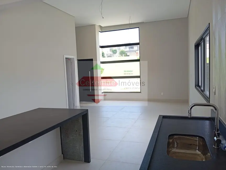 Foto 3 de Casa de Condomínio à venda, 164m2 em Taubate - SP