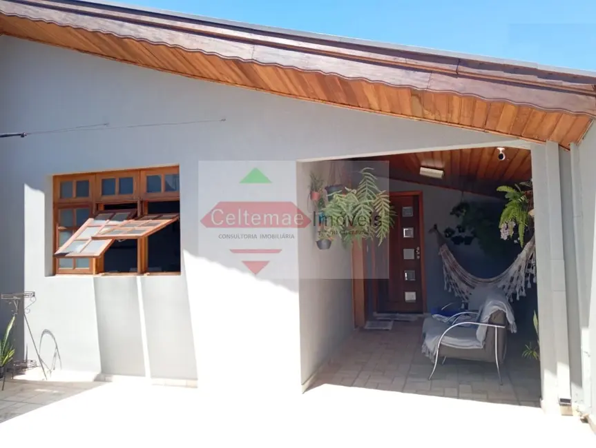 Foto 3 de Casa com 3 quartos à venda, 168m2 em Taubate - SP