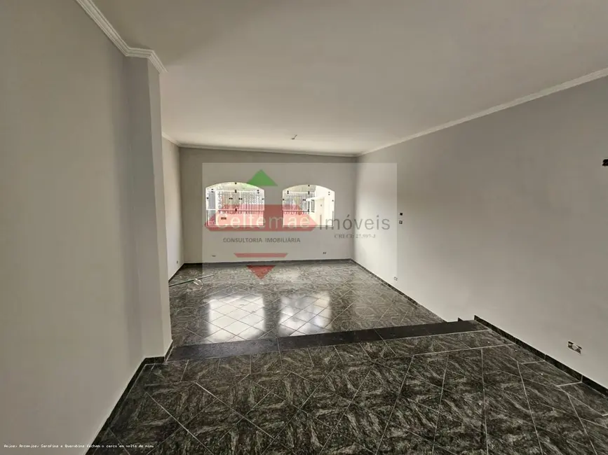 Foto 2 de Casa com 5 quartos à venda, 129m2 em Taubate - SP