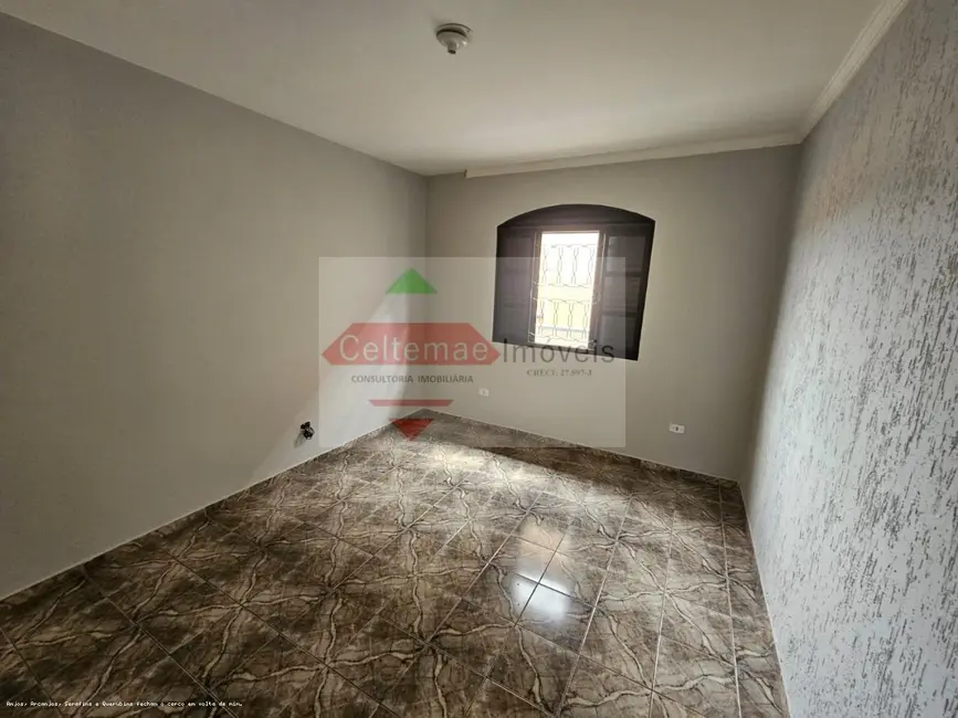 Foto 5 de Casa com 5 quartos à venda, 129m2 em Taubate - SP