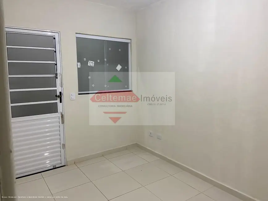 Foto 5 de Casa com 2 quartos à venda, 85m2 em Taubate - SP