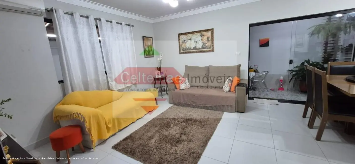 Foto 4 de Casa com 4 quartos à venda, 244m2 em Taubate - SP