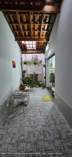 Foto 6 de Casa com 4 quartos à venda, 244m2 em Taubate - SP