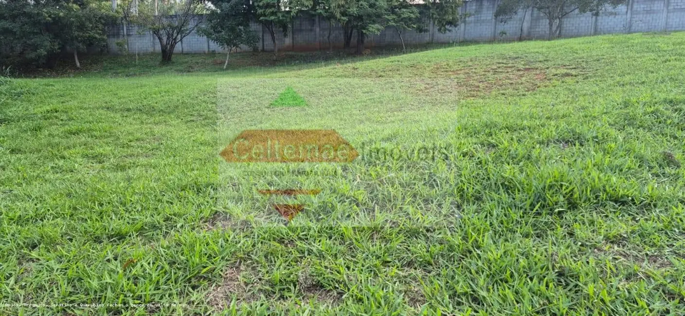 Foto 1 de Terreno / Lote à venda em Taubate - SP