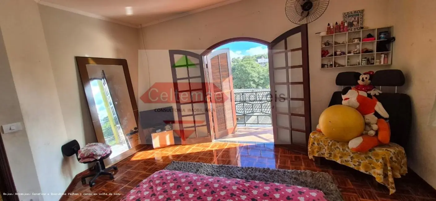 Foto 7 de Casa com 4 quartos à venda, 240m2 em Taubate - SP