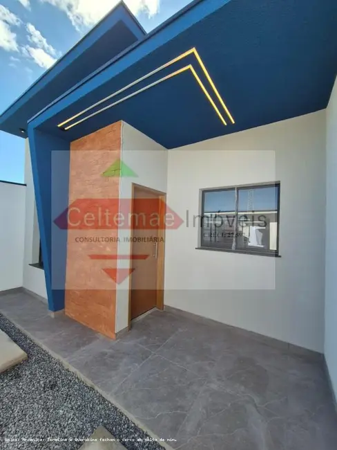 Foto 2 de Casa com 3 quartos à venda, 86m2 em Taubate - SP