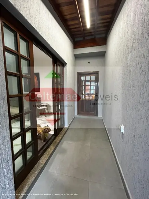 Foto 2 de Casa com 3 quartos à venda, 170m2 em Taubate - SP