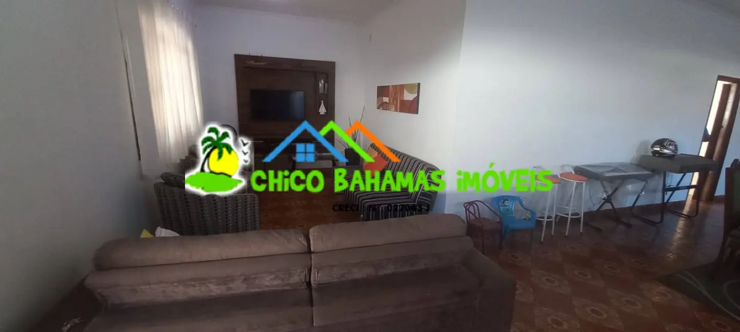 Casa com 3 quartos à venda, 171m2 em Tupi, Praia Grande - SP - imagem 2 Foto 2 de Casa com 3 quartos à venda, 171m2 em Tupi, Praia Grande - SP