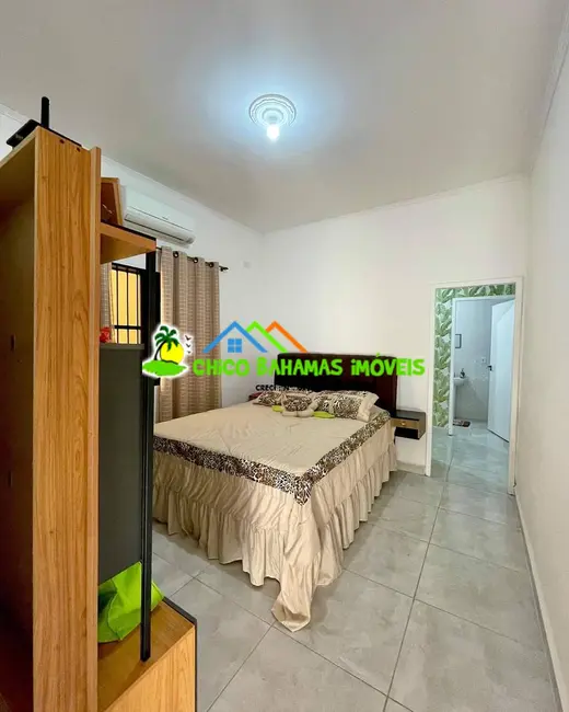Foto 4 de Casa com 3 quartos à venda, 192m2 em Aviação, Praia Grande - SP