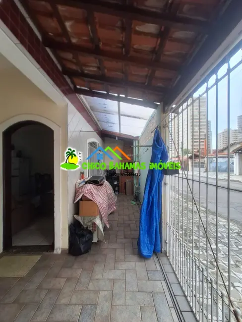 Casa com 1 quarto à venda, 55m2 em Aviação, Praia Grande - SP - imagem 2 Foto 2 de Casa com 1 quarto à venda, 55m2 em Aviação, Praia Grande - SP