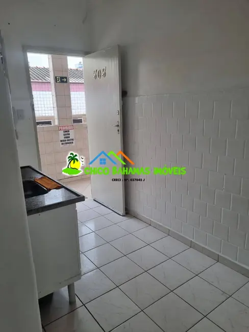 Foto 8 de Kitnet à venda, 30m2 em Ocian, Praia Grande - SP