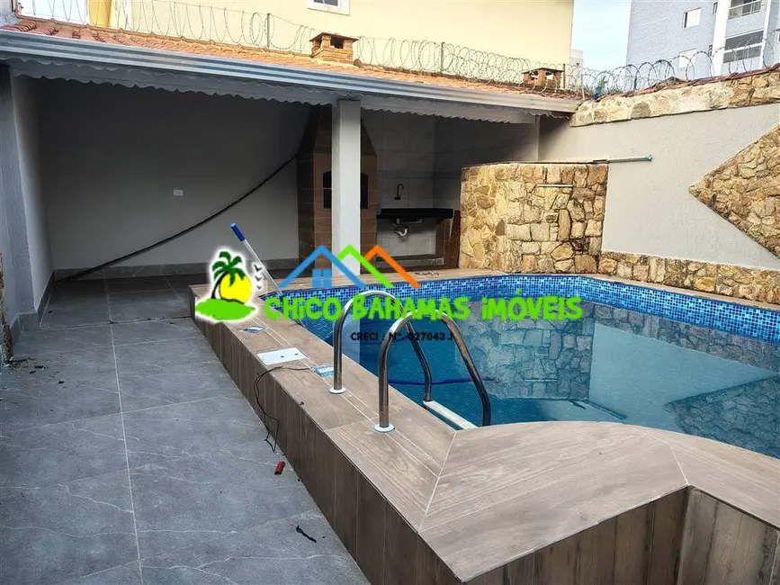 Casa com 2 quartos à venda, 107m2 em Caiçara, Praia Grande - SP - imagem 9 Foto 9 de Casa com 2 quartos à venda, 107m2 em Caiçara, Praia Grande - SP