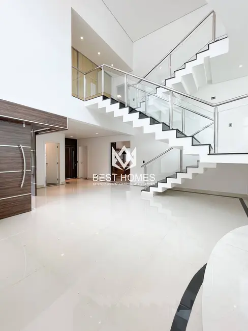 Casa de Condomínio com 4 quartos à venda e para alugar, 488m2 em Centro Comercial Jubran, Barueri - SP - imagem 2 Foto 2 de Casa de Condomínio com 4 quartos à venda e para alugar, 488m2 em Centro Comercial Jubran, Barueri - SP