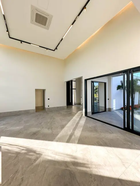 Foto 3 de Casa de Condomínio com 3 quartos à venda, 368m2 em Itupeva - SP