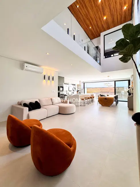 Casa de Condomínio com 4 quartos à venda, 250m2 em Recanto Quarto Centenário, Jundiai - SP - imagem 3 Foto 3 de Casa de Condomínio com 4 quartos à venda, 250m2 em Recanto Quarto Centenário, Jundiai - SP